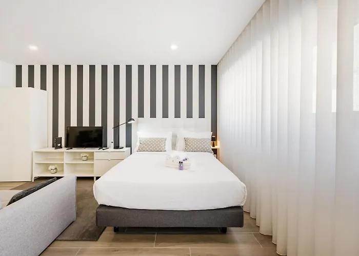 Guestready - Canal Charm & Comfort